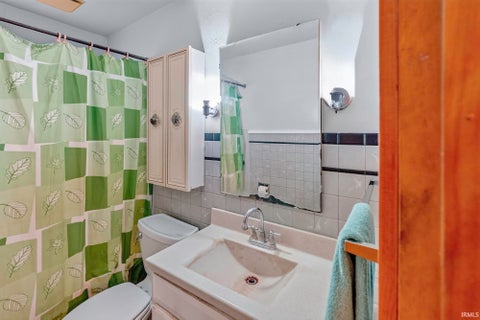 Tiny photo for 2532 Getz Road, Fort Wayne, IN 46804 (MLS # 202644858)