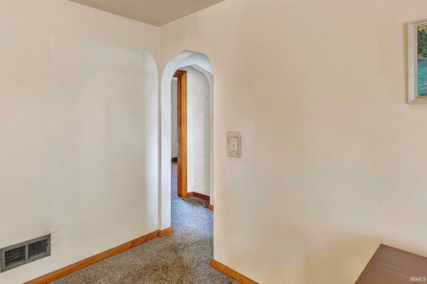 Tiny photo for 2532 Getz Road, Fort Wayne, IN 46804 (MLS # 202644858)
