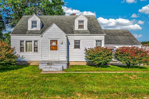 Tiny photo for 2532 Getz Road, Fort Wayne, IN 46804 (MLS # 202644858)