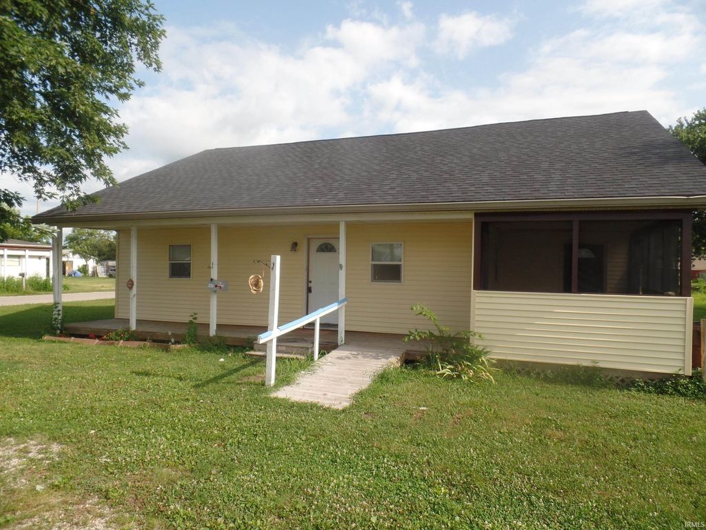 Photo of 226 Ohio Street, Worthington, IN 47471 (MLS # 202629462)