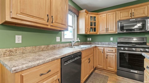 Tiny photo for 7233 Summerlyn Drive, Fort Wayne, IN 46835 (MLS # 202631338)