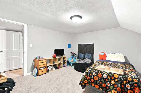 Tiny photo for 615 E Main Street, Butler, IN 46721 (MLS # 202630148)