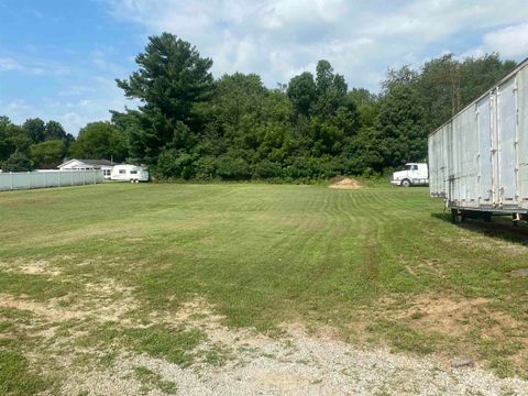 Tiny photo for 1550 Wentzel Street, Rochester, IN 46975 (MLS # 202427417)