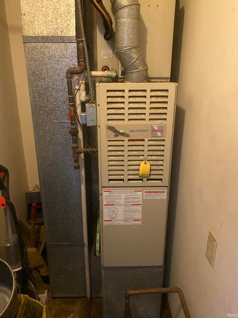 Tiny photo for 1550 Wentzel Street, Rochester, IN 46975 (MLS # 202427417)