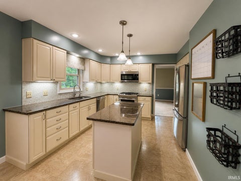 Tiny photo for 1503 Honey Lane, Kokomo, IN 46902 (MLS # 202636876)