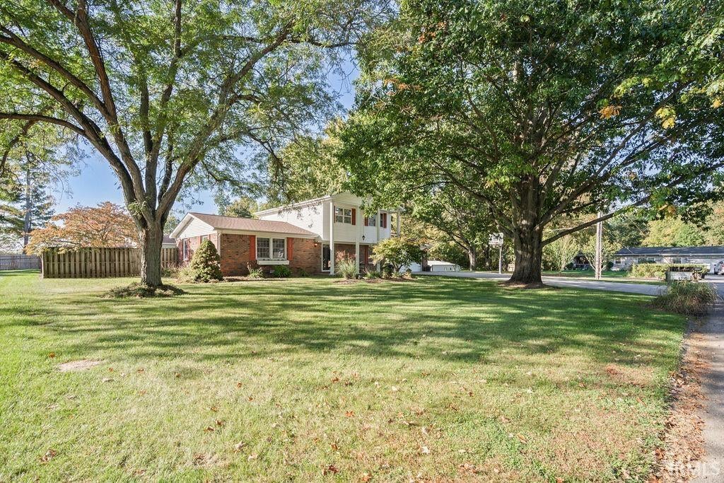 4515 ANNA Lane