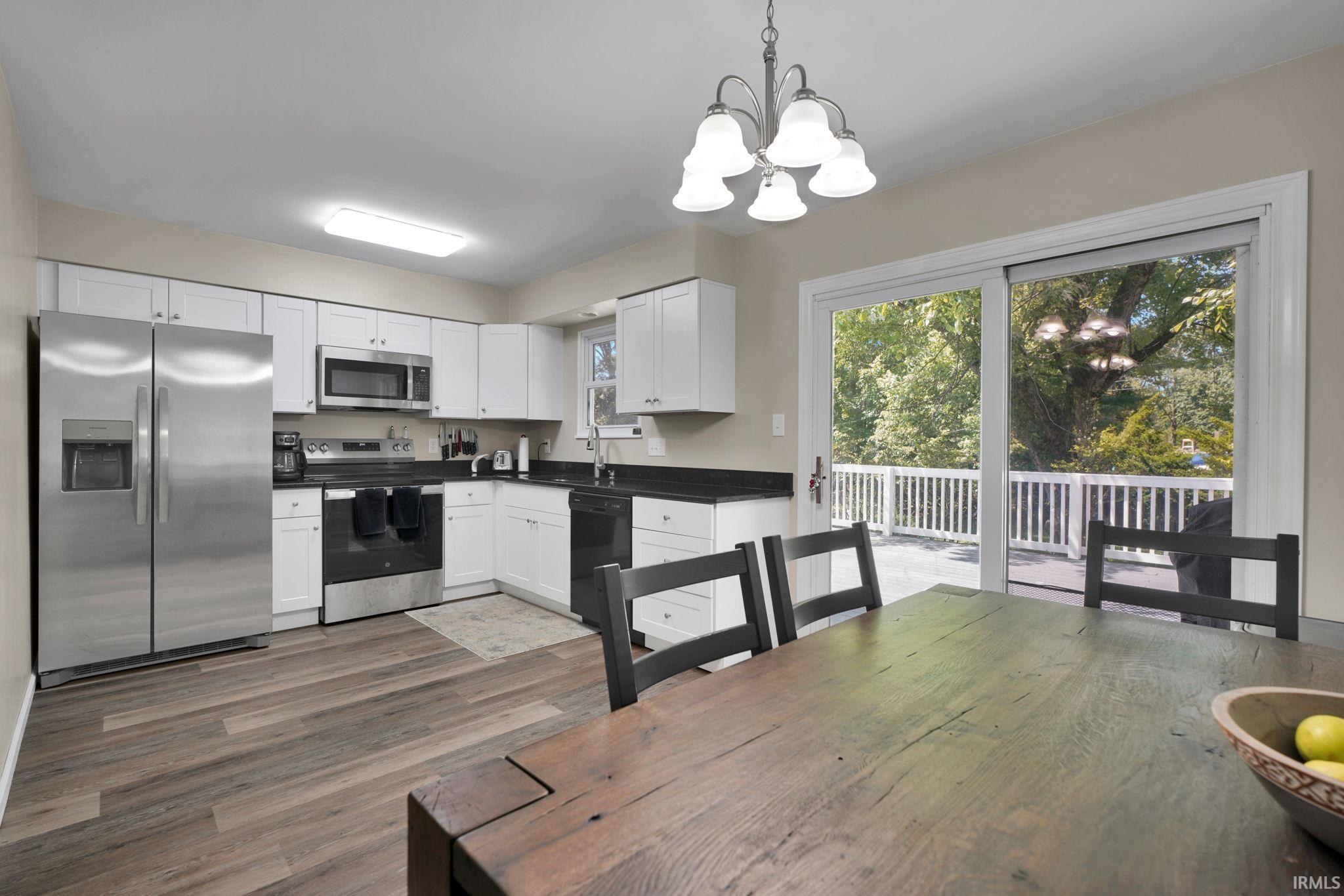 Newburgh, Indiana 47630, United States, 3 Bedrooms Bedrooms, ,2 BathroomsBathrooms,Residential,Contingent,151965