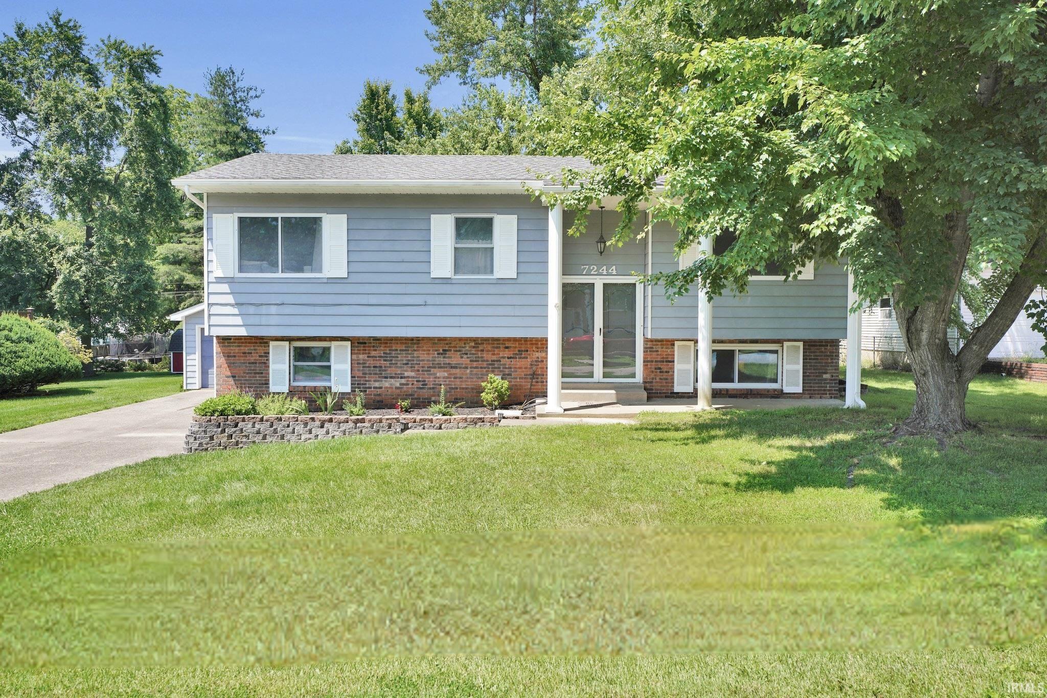 Newburgh, Indiana 47630, United States, 3 Bedrooms Bedrooms, ,2 BathroomsBathrooms,Residential,Contingent,151965 Newburgh, Indiana 47630, United States, 3 Bedrooms Bedrooms, ,2 BathroomsBathrooms,Residential,Contingent,151965