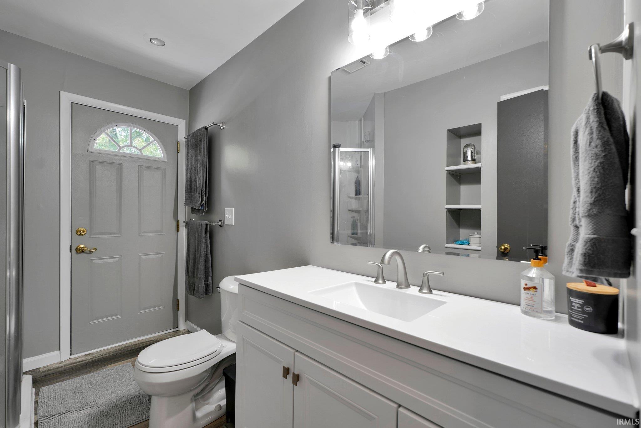 Newburgh, Indiana 47630, United States, 3 Bedrooms Bedrooms, ,2 BathroomsBathrooms,Residential,Contingent,151965