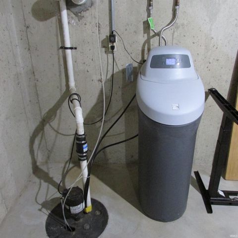 Tiny photo for 10069 briargate Court, Granger, IN 46530 (MLS # 202612281)