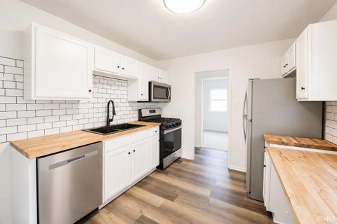 Tiny photo for 2514 Walker Avenue, Kokomo, IN 46901 (MLS # 202622364)