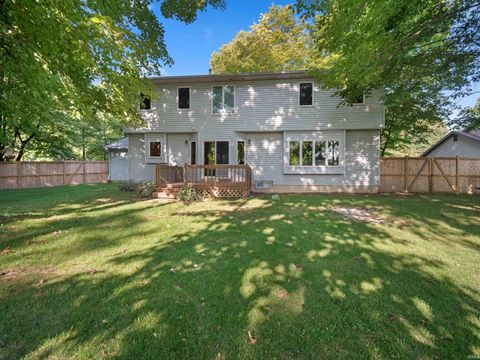 Tiny photo for 9525 Woodruff Court, New Haven, IN 46774 (MLS # 202617178)