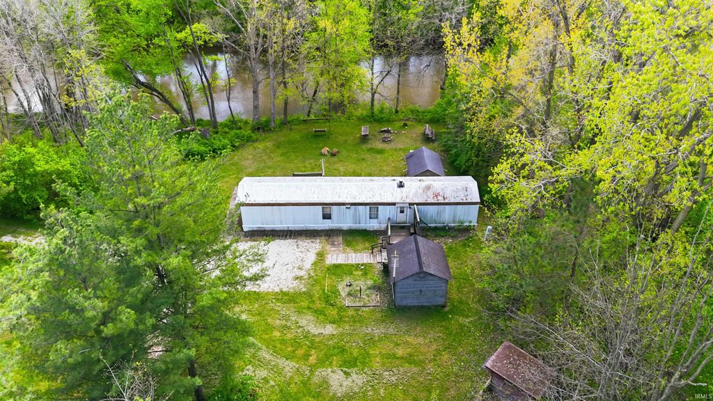 Photo of 8501 W State Road 14, South Whitley, IN 46787 (MLS # 202616681)