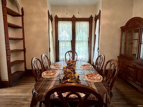 Tiny photo for 615 E Sycamore St, Kokomo, IN 46901 (MLS # 202543767)