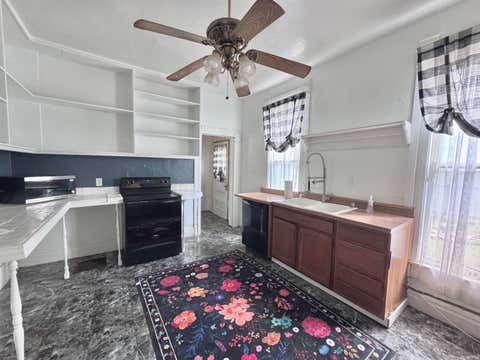 Tiny photo for 615 E Sycamore St, Kokomo, IN 46901 (MLS # 202543767)