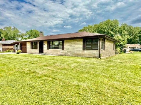 Tiny photo for 2504 Katherine Avenue, Kokomo, IN 46902 (MLS # 202625286)