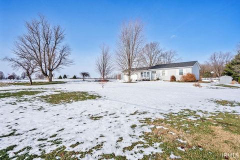 Tiny photo for 1694 E 450 NORTH, Kokomo, IN 46901 (MLS # 202548589)