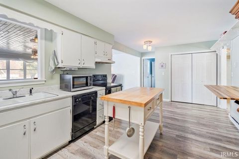 Tiny photo for 1694 E 450 NORTH, Kokomo, IN 46901 (MLS # 202548589)