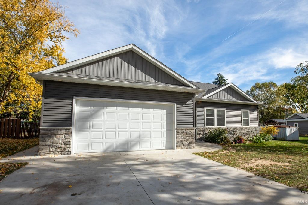 Photo of 606 N Thayer Street, Bourbon, IN 46504 (MLS # 202544025)