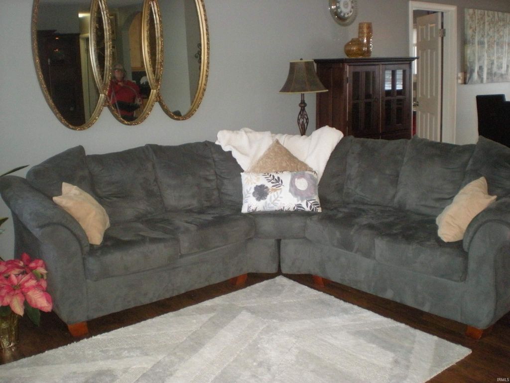 Photo of 2515 Fairoak Drive, Fort Wayne, IN 46809 (MLS # 202602565)