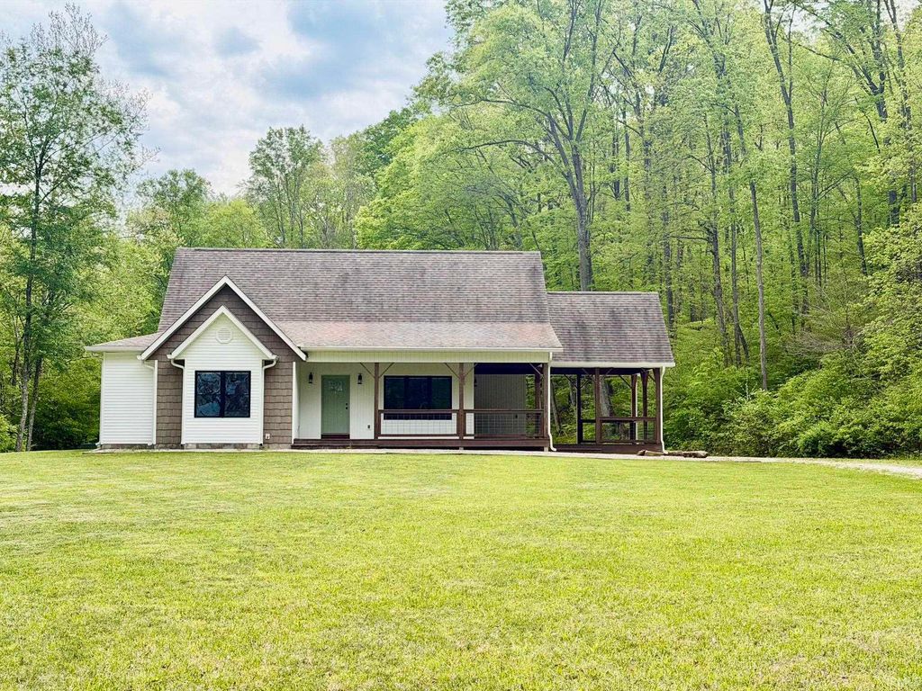 Photo of 5139 Stevens Road, Nashville, IN 47448 (MLS # 202616475)