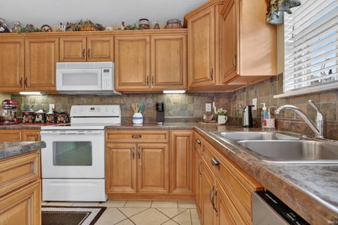 Tiny photo for 3112 CONGRESS Drive, Kokomo, IN 46902 (MLS # 202624572)
