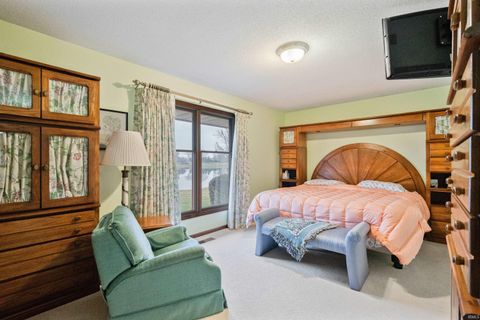 Tiny photo for 616 N 300 E, Logansport, IN 46947 (MLS # 202600956)