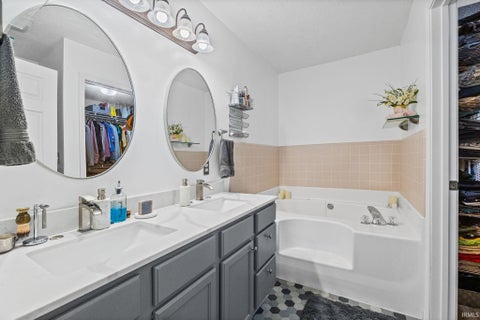 Tiny photo for 3309 Lenehan Lane, Lafayette, IN 47909 (MLS # 202624017)