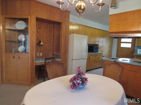 Tiny photo for 635 E Tenth Street, Mount Vernon, IN 47620 (MLS # 202612564)