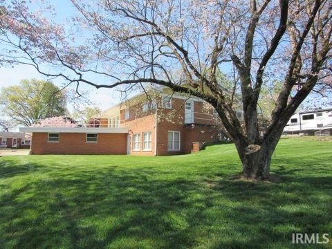 Tiny photo for 635 E Tenth Street, Mount Vernon, IN 47620 (MLS # 202612564)