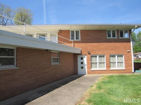 Tiny photo for 635 E Tenth Street, Mount Vernon, IN 47620 (MLS # 202612564)