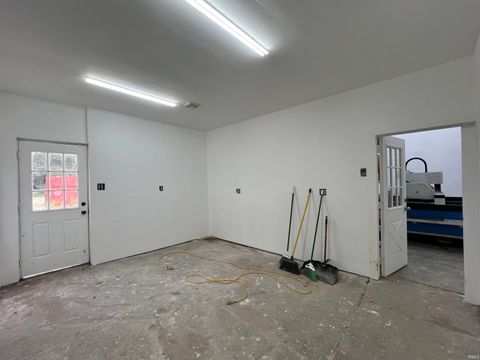 Tiny photo for 2402 S GOYER Road, Kokomo, IN 46902 (MLS # 202601411)