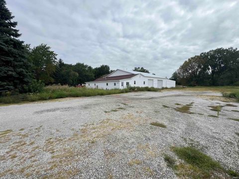 Tiny photo for 2402 S GOYER Road, Kokomo, IN 46902 (MLS # 202601411)