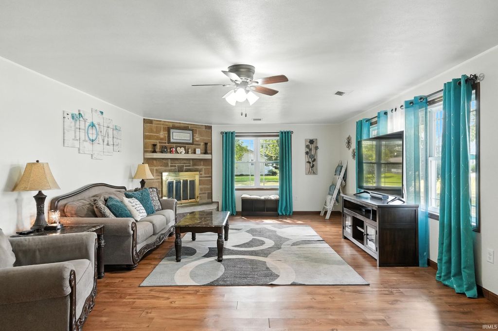 Photo of 522 N MAIN Street, Topeka, IN 46571 (MLS # 202536017)