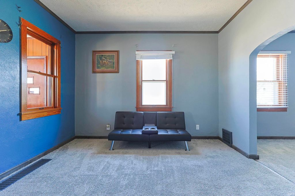 Photo of 1614 Longley Avenue, South Bend, IN 46628 (MLS # 202607553)