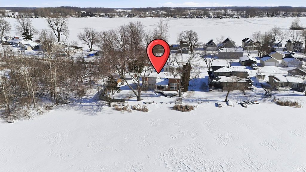 Photo of 5360 S Highpoint Drive, Albion, IN 46701 (MLS # 202603239)