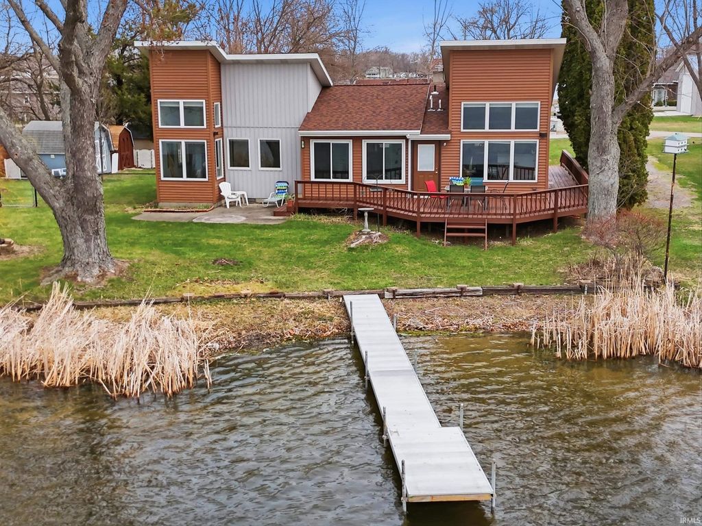 Photo of 5360 S Highpoint Drive, Albion, IN 46701 (MLS # 202603239)