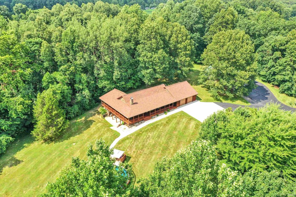 Photo of 5140 S Stanford Road, Bloomington, IN 47403 (MLS # 202616074)