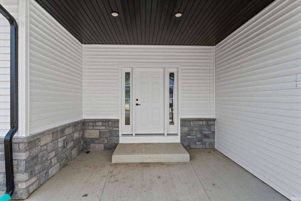 Photo of 50773 Terra Court, Bristol, IN 46507 (MLS # 202546357)