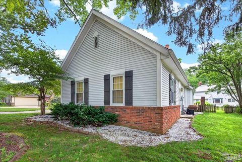 Tiny photo for 1631 Tanglewood Drive, Lafayette, IN 47905 (MLS # 202629592)