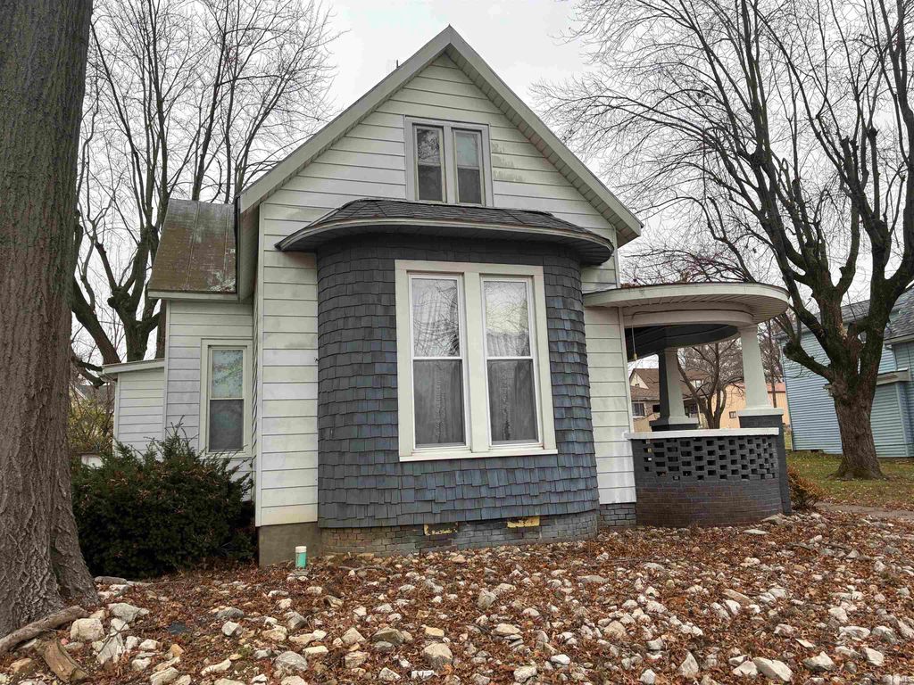 Photo of 355 W Walnut Street, Elberfeld, IN 47613 (MLS # 202547219)