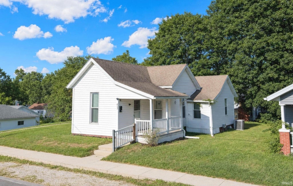 Photo of 427 Park Avenue, New Castle, IN 47362 (MLS # 202636252)