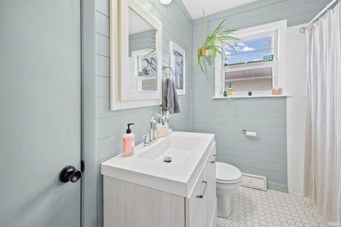 Tiny photo for 807 S 30th Street, Lafayette, IN 47904 (MLS # 202606552)