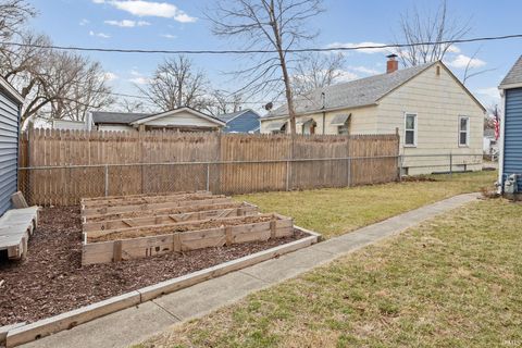 Tiny photo for 807 S 30th Street, Lafayette, IN 47904 (MLS # 202606552)