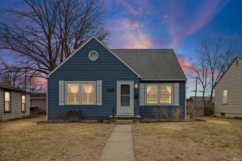 Tiny photo for 807 S 30th Street, Lafayette, IN 47904 (MLS # 202606552)