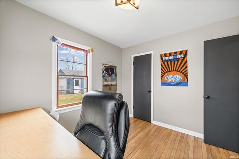 Tiny photo for 807 S 30th Street, Lafayette, IN 47904 (MLS # 202606552)