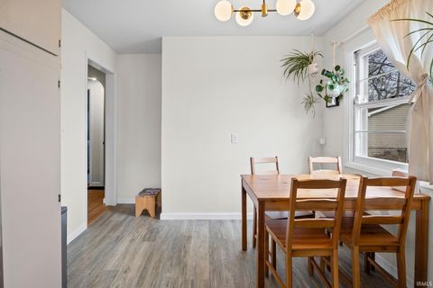 Tiny photo for 807 S 30th Street, Lafayette, IN 47904 (MLS # 202606552)