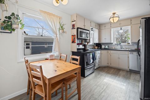 Tiny photo for 807 S 30th Street, Lafayette, IN 47904 (MLS # 202606552)