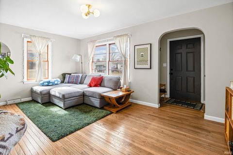 Tiny photo for 807 S 30th Street, Lafayette, IN 47904 (MLS # 202606552)