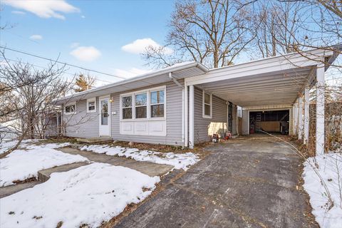 Tiny photo for 1122 Hedgewood Drive, Lafayette, IN 47904 (MLS # 202548474)